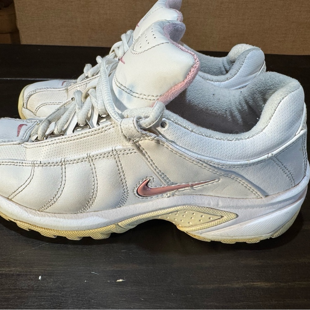 Nike Air VXT White and Pink Athletic Sneakers